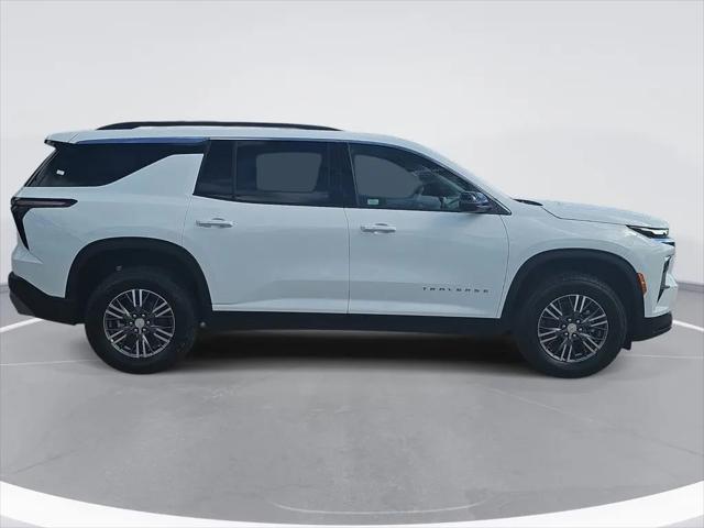 2026 Chevrolet Traverse FWD LT