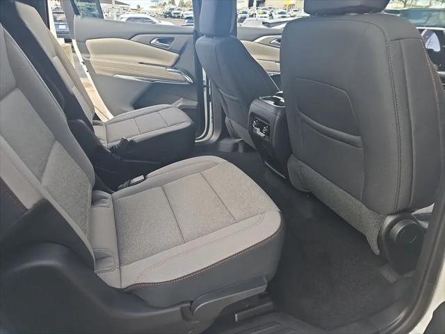 2026 Chevrolet Traverse FWD LT