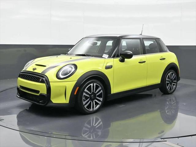 2023 MINI Hardtop Cooper S for sale in Miami, FL