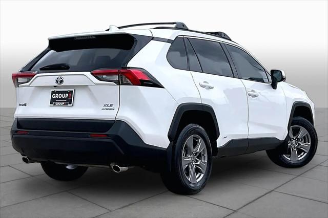 2024 Toyota RAV4 Hybrid XLE