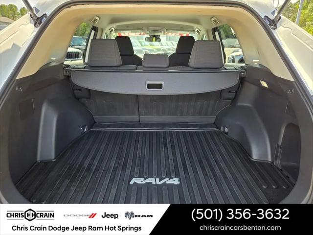 2023 Toyota RAV4 LE
