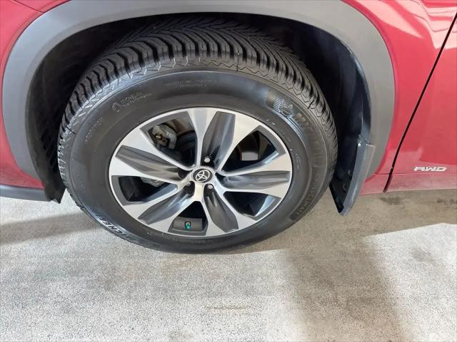 2021 Toyota Highlander Hybrid XLE