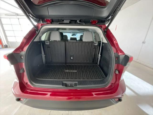 2021 Toyota Highlander Hybrid XLE