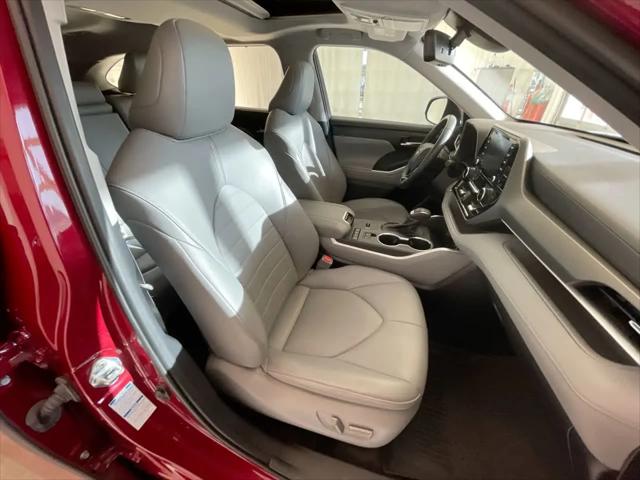 2021 Toyota Highlander Hybrid XLE