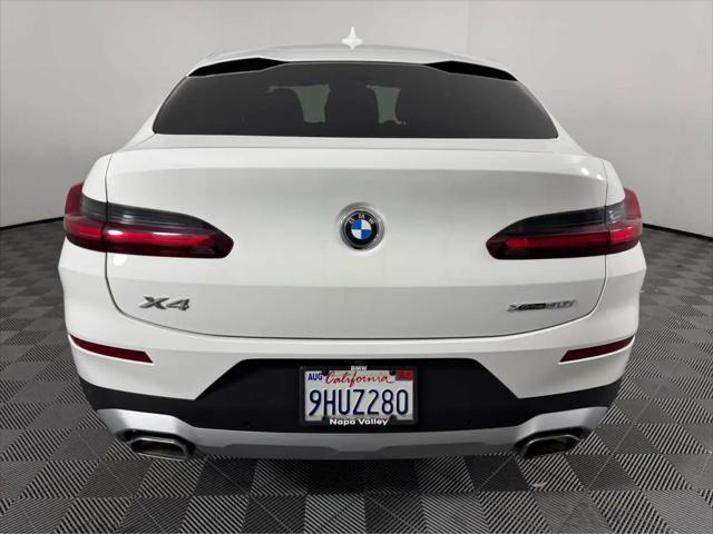 2023 BMW X4 xDrive30i