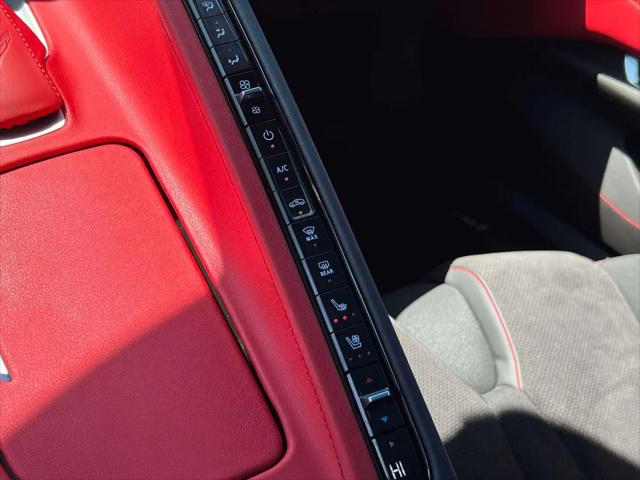 2023 Chevrolet Corvette Stingray RWD Coupe 2LT