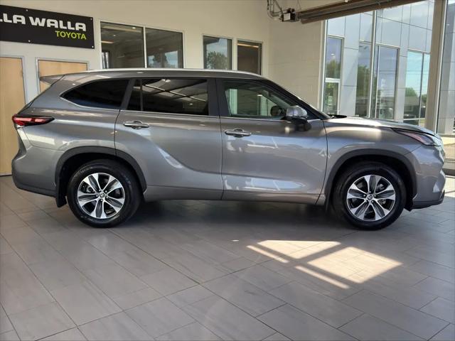 2026 Toyota Highlander Hybrid XLE