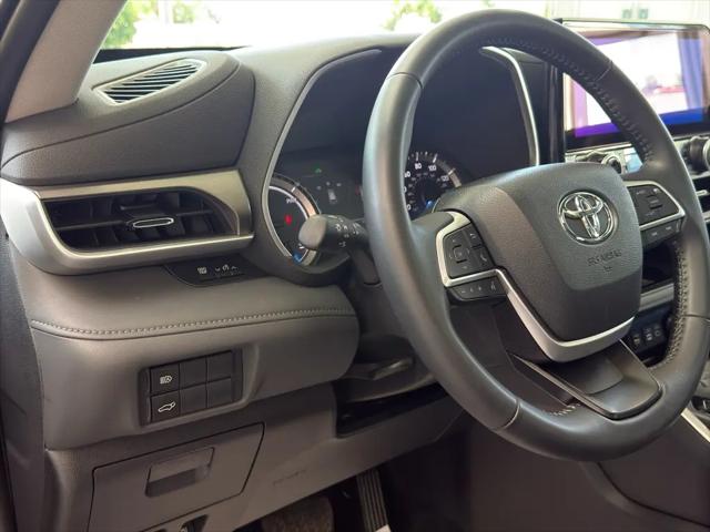 2026 Toyota Highlander Hybrid XLE