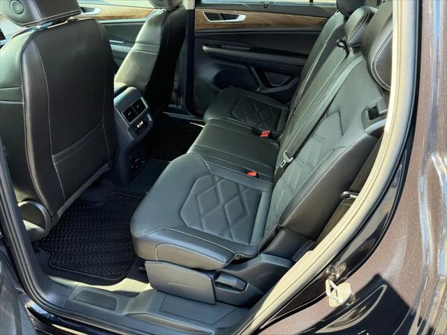 2024 Volkswagen Atlas 2.0T SE w/Technology