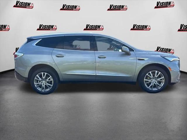 2023 Buick Enclave Essence AWD