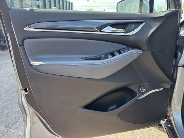 2023 Buick Enclave Essence AWD