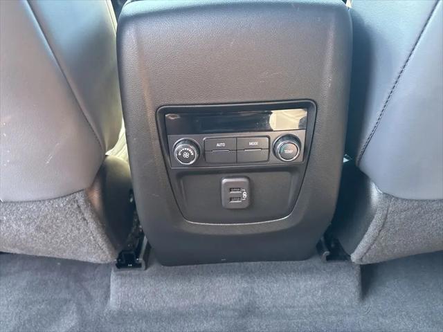 2023 Buick Enclave Essence AWD