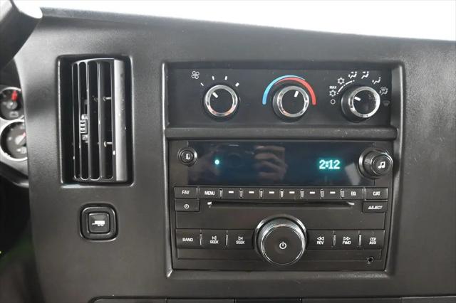 2017 Chevrolet Express LT