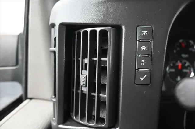 2017 Chevrolet Express LT