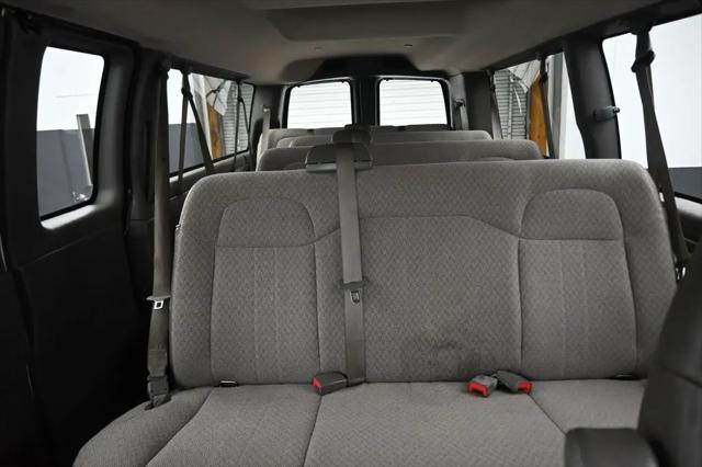 2017 Chevrolet Express LT