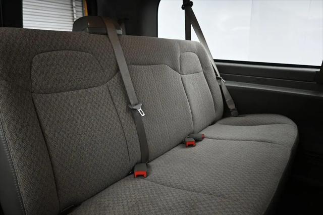 2017 Chevrolet Express LT