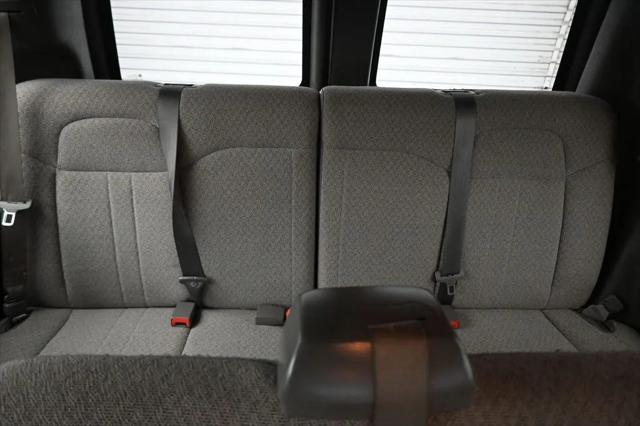 2017 Chevrolet Express LT