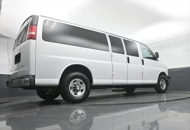 2017 Chevrolet Express LT