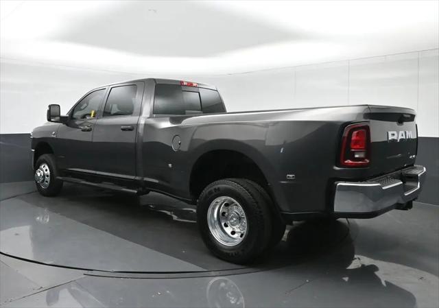 2025 Ram 3500 Tradesman Crew Cab 4x4 8 Box