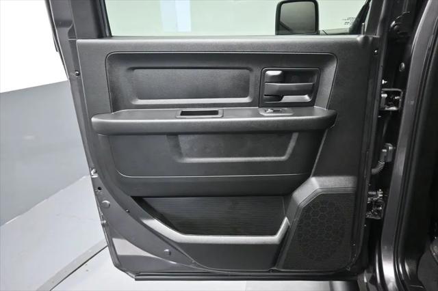 2025 Ram 3500 Tradesman Crew Cab 4x4 8 Box