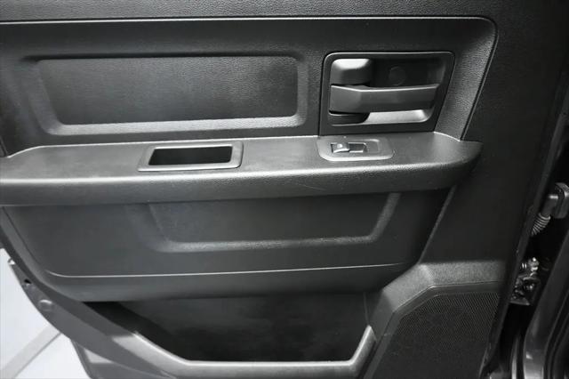 2025 Ram 3500 Tradesman Crew Cab 4x4 8 Box