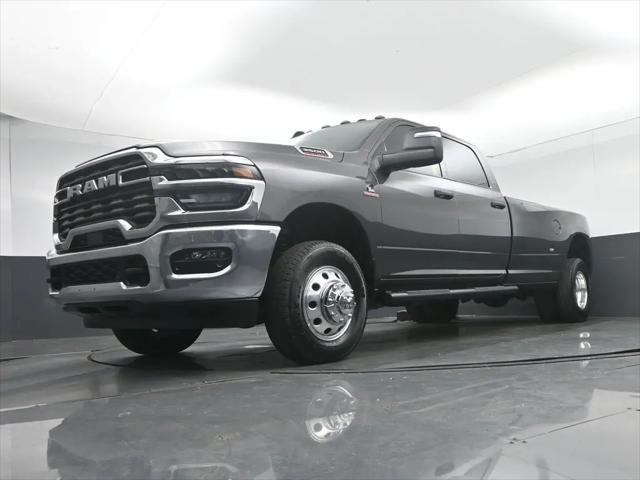 2025 Ram 3500 Tradesman Crew Cab 4x4 8 Box