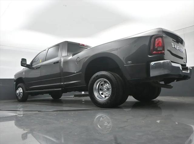 2025 Ram 3500 Tradesman Crew Cab 4x4 8 Box
