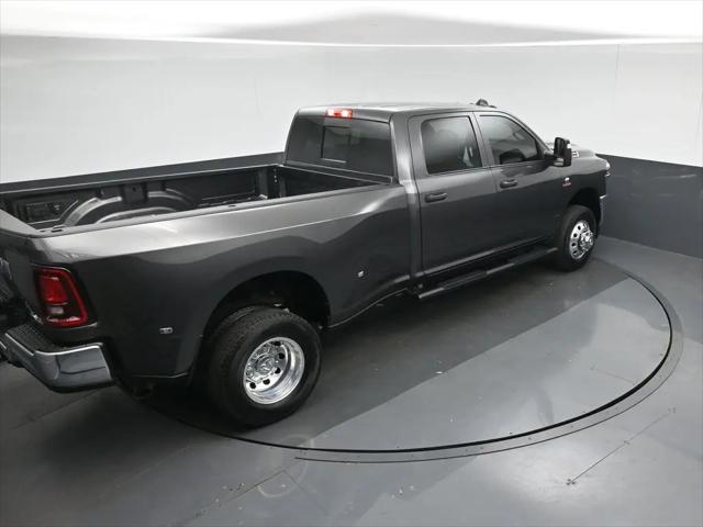 2025 Ram 3500 Tradesman Crew Cab 4x4 8 Box