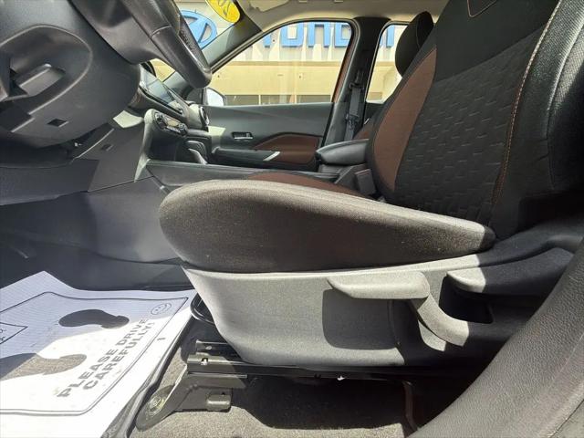 2021 Nissan Kicks SR Xtronic CVT