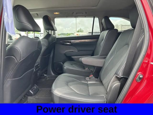2023 Toyota Highlander Hybrid Platinum