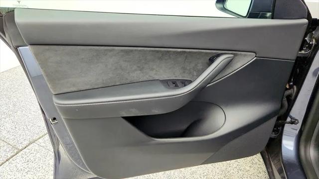 2022 Tesla Model Y Performance Dual Motor All-Wheel Drive