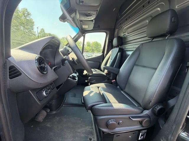 2023 Mercedes-Benz Sprinter 2500 Standard Roof 4-Cyl Diesel