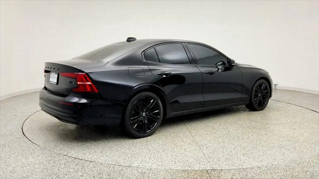 2024 Volvo S60 B5 Plus Black Edition