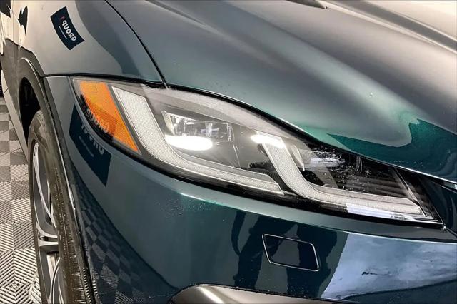 2024 Jaguar F-PACE SVR P550 AWD Automatic