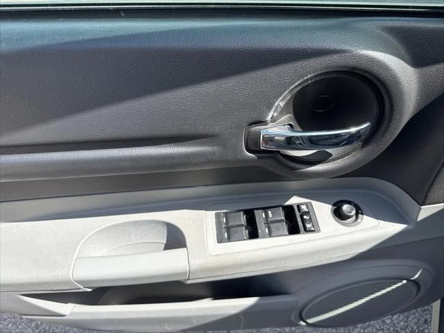 2007 Dodge Magnum Base