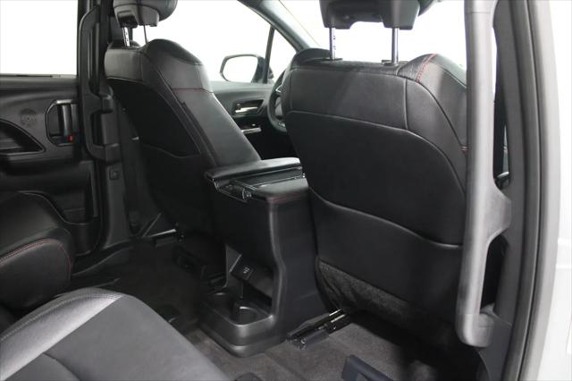 2025 Toyota Sienna XSE