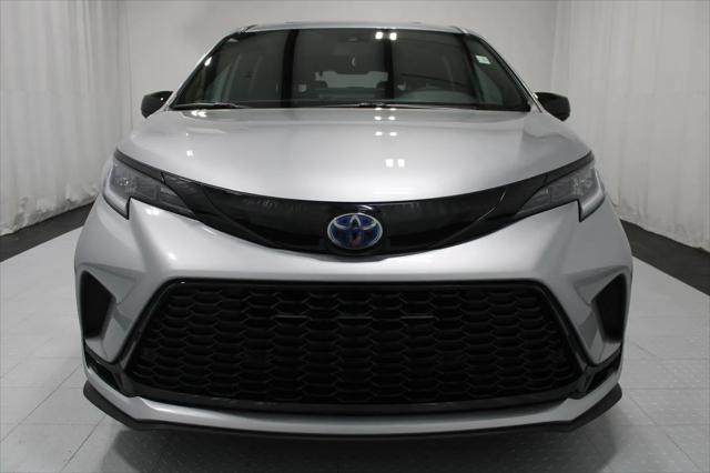 2025 Toyota Sienna XSE