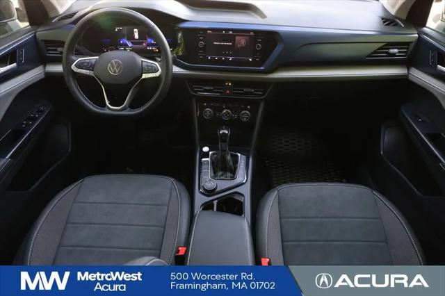 2024 Volkswagen Taos 1.5T SE