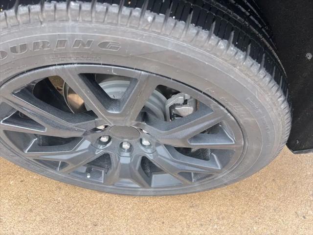 2023 GMC Yukon 4WD SLT