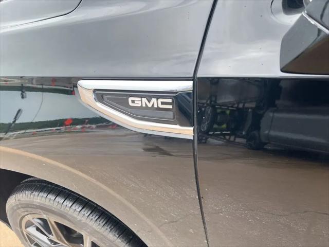 2023 GMC Yukon 4WD SLT