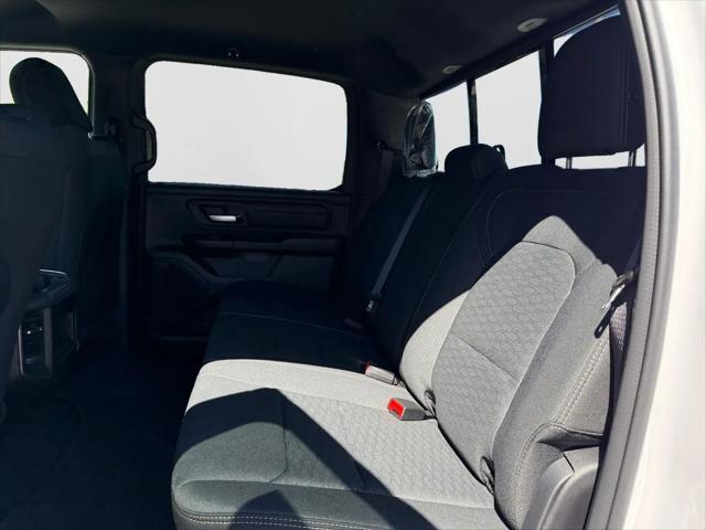 2026 Ram 1500 Express Crew Cab 4x4 57 Box