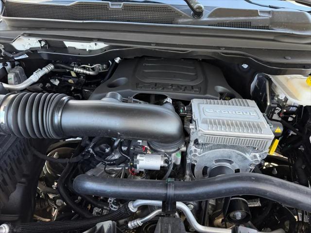 2026 Ram 1500 Express Crew Cab 4x4 57 Box