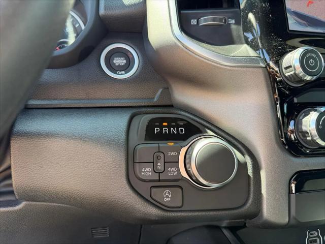 2026 Ram 1500 Express Crew Cab 4x4 57 Box