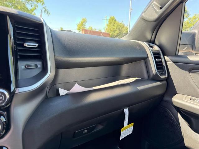 2026 Ram 1500 Express Crew Cab 4x4 57 Box