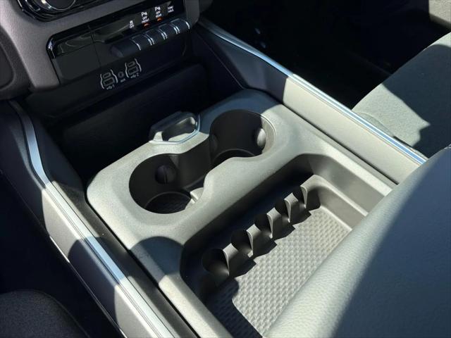 2026 Ram 1500 Express Crew Cab 4x4 57 Box