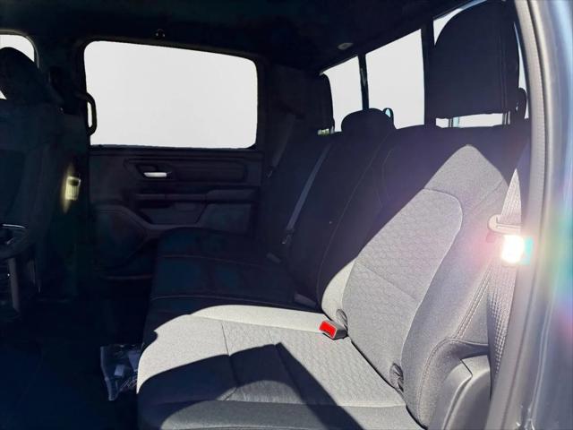 2026 Ram 1500 Express Crew Cab 4x4 57 Box