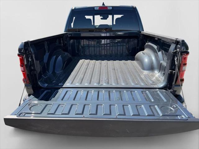 2026 Ram 1500 Express Crew Cab 4x4 57 Box