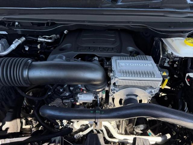2026 Ram 1500 Express Crew Cab 4x4 57 Box
