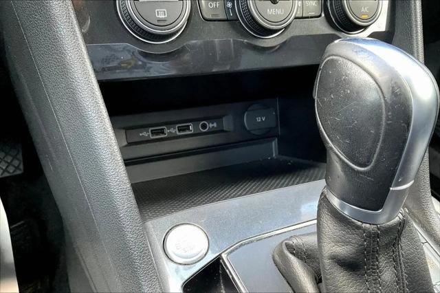 2018 Volkswagen Tiguan 2.0T SEL Premium