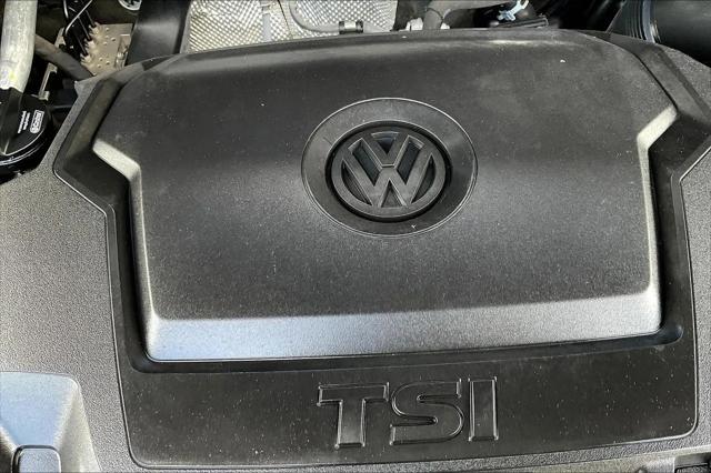 2018 Volkswagen Tiguan 2.0T SEL Premium